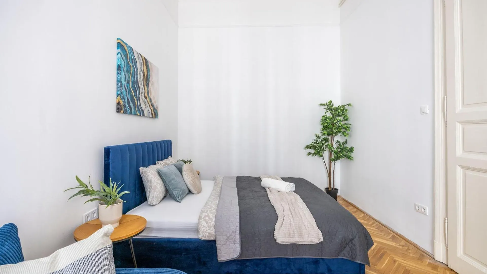 Apartment Stylish & Charming Cozy Suite By Prestige Homes Budapest Hungary