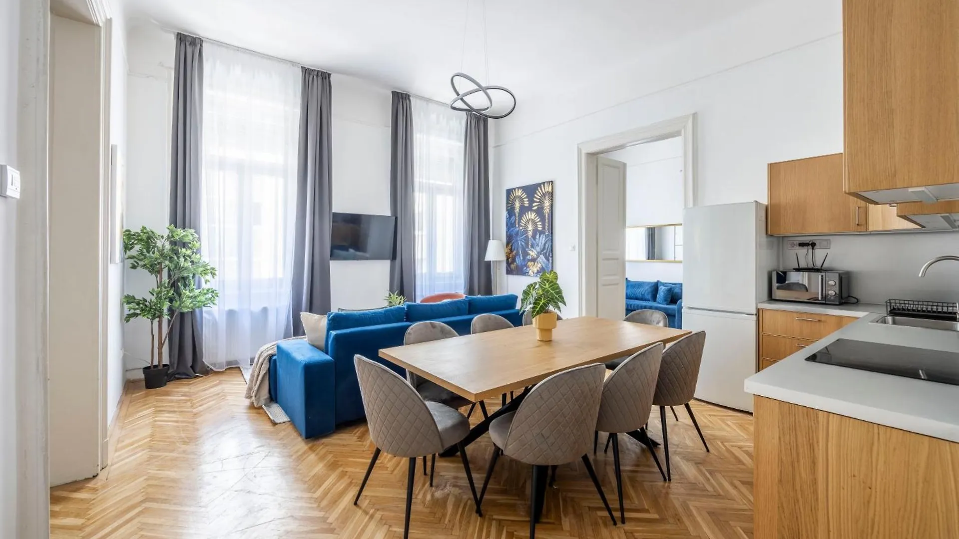 Stylish & Charming Cozy Suite By Prestige Homes Budapest 0*,  Ungern
